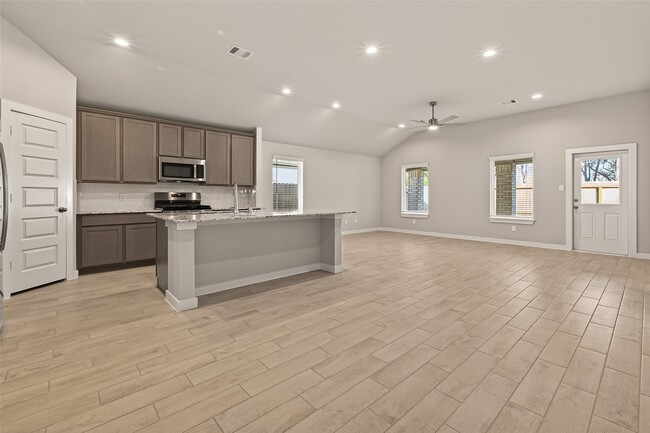 Building Photo - 15710 Telge Rdg Ln