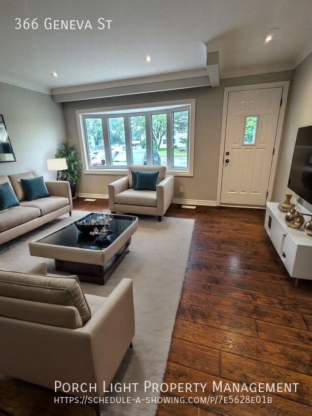 Photo principale - 4 Bedrooms - 2 Bathrooms - 2 Living rooms ...