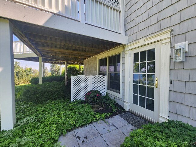 Foto del edificio - 2139 Terrace Ln S