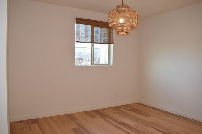 Foto del edificio - 435 Tailoff Ln