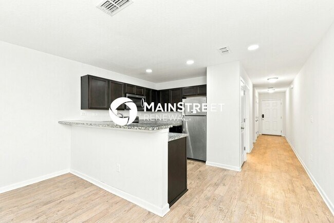 Foto del edificio - 3 Bedroom Pet-Friendly Home in Jacksonville, FL with Main Street Renewal