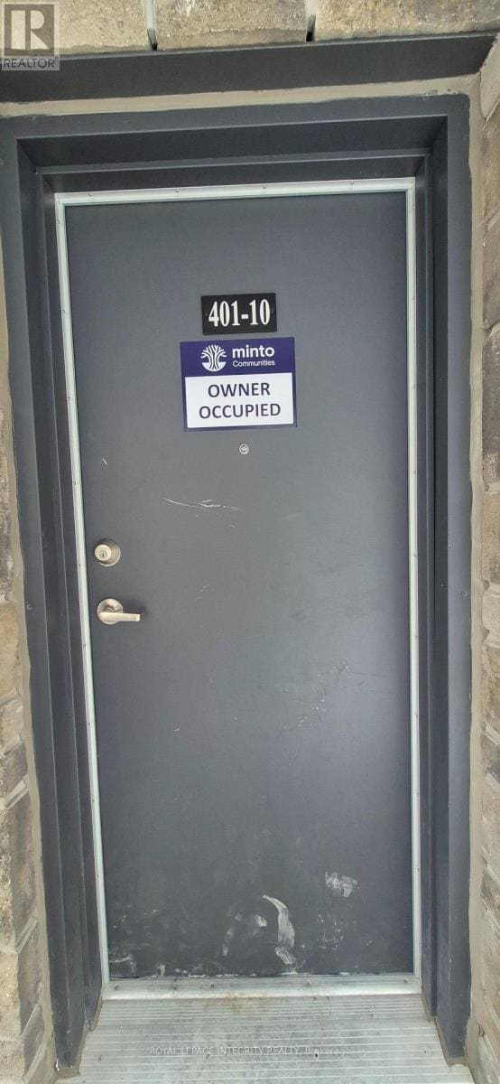 Photo du bâtiment - 401 Glenroy Gilbert Dr