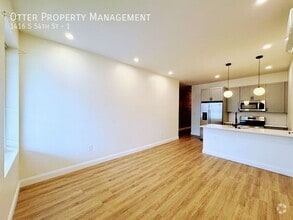 Building Photo - 1416 S 54th St