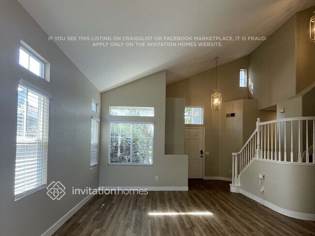 Foto del edificio - 9255 Boulder Falls Ct