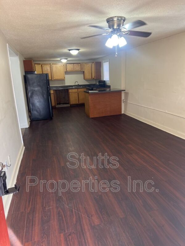 Foto del edificio - 415 Hudson St