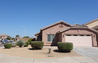 Building Photo - 6608 W Magnolia St