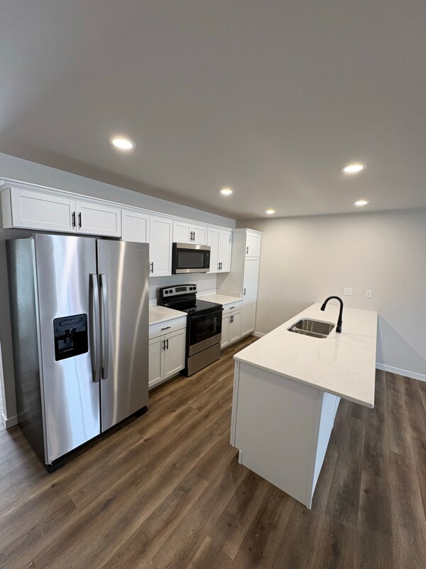 Building Photo - 1511 47th Loop