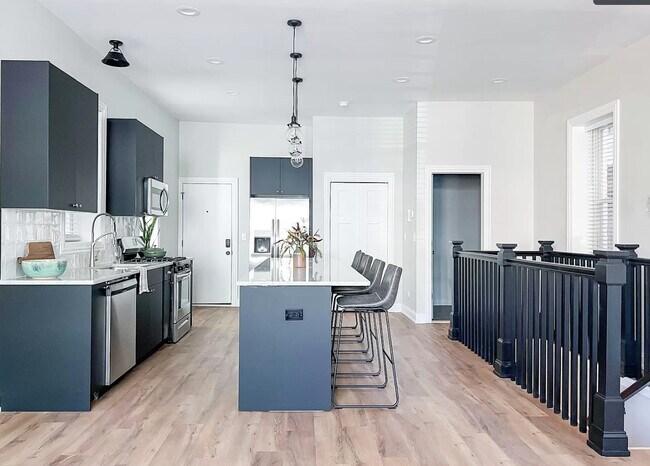 Foto del edificio - 1728 N Wood St