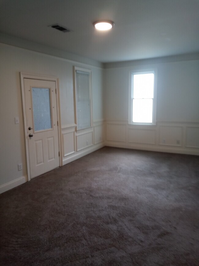 Foto del edificio - 238 Wilbur Ave SE