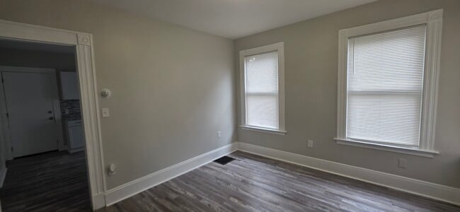 Building Photo - 114 Cedar Hill Ave