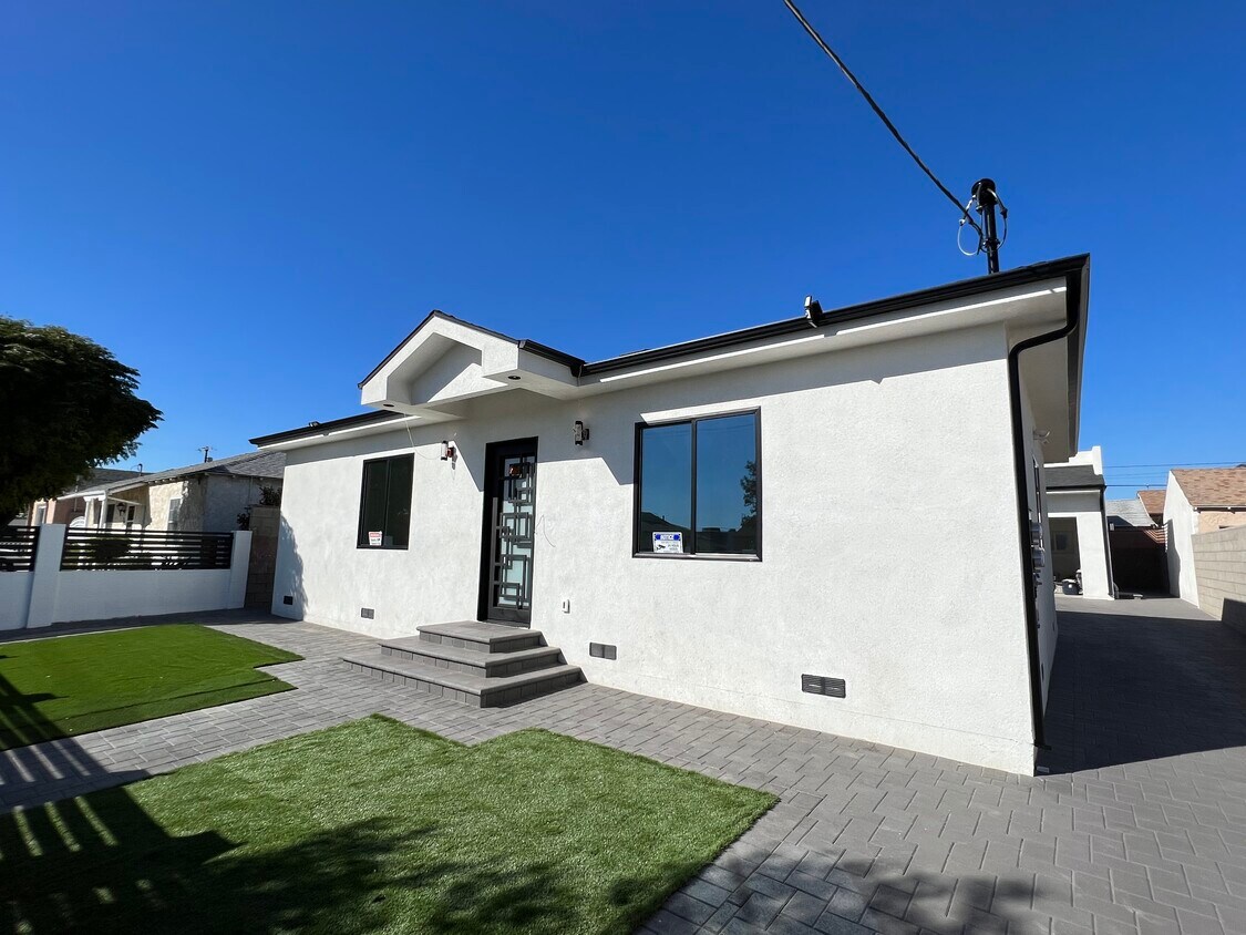 10517 Lanark St, Sun Valley, CA 91352 House Rental in Sun Valley, CA