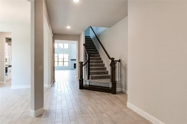 Building Photo - 6020 Marigold Dr