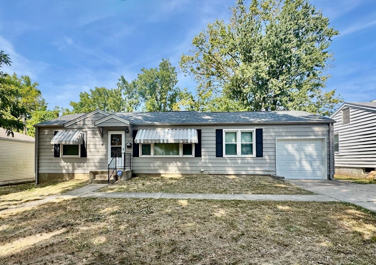 Primary Photo - 1249 Nectar Dr