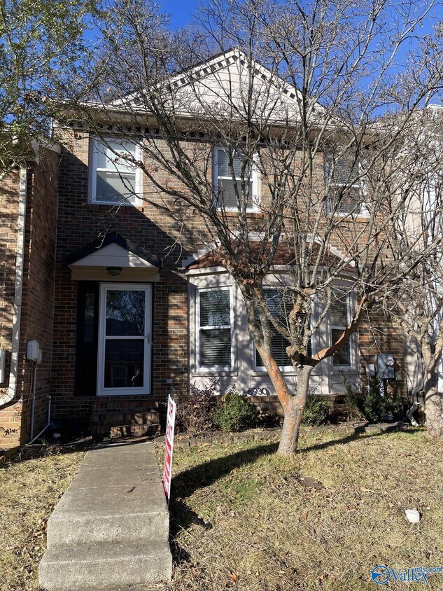 6930 Steeplechase Dr NW, Huntsville, AL 35806 Townhome Rentals in