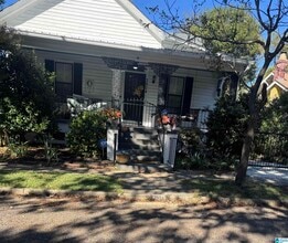 Building Photo - 3904 8th Ct S