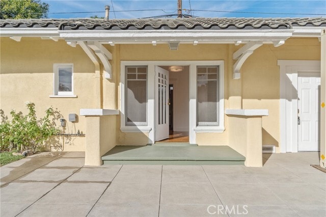 Foto del edificio - 1325 E Altadena Dr