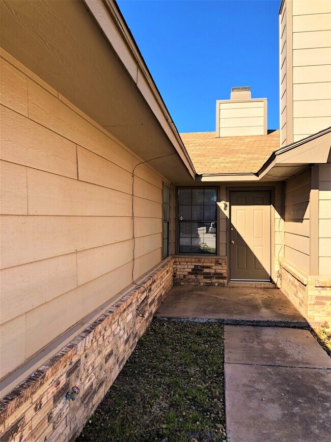 Foto del edificio - 6104 37th St