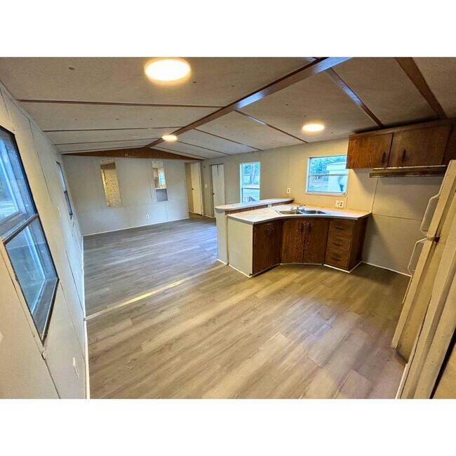 Foto del edificio - 4502 E Old Marion Hwy