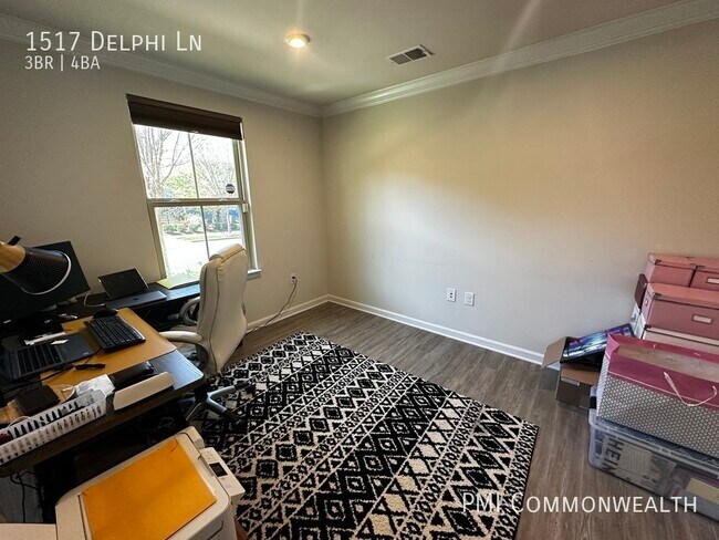 Building Photo - 3 Bed / 3.5 Bath Townhouse (Available 7/1/23)