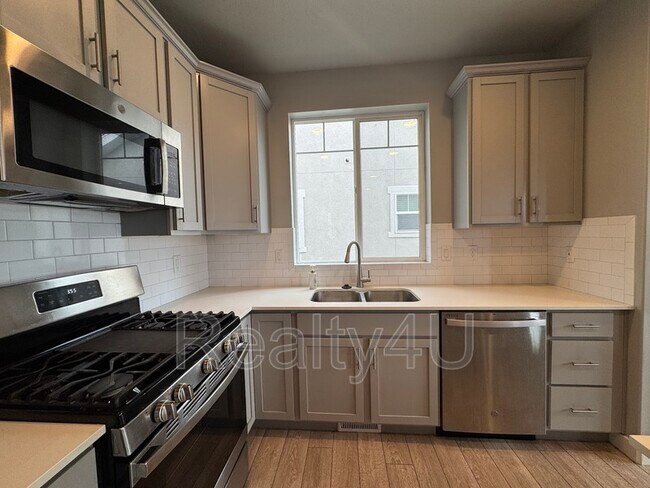Foto del edificio - 1433 Dairy Ln