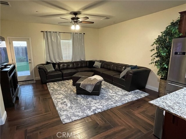 Building Photo - 2401 Donnalynn St