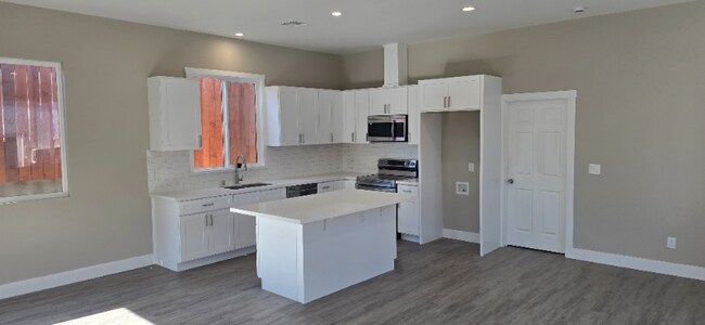 Foto del edificio - 17507 Kingsbury St