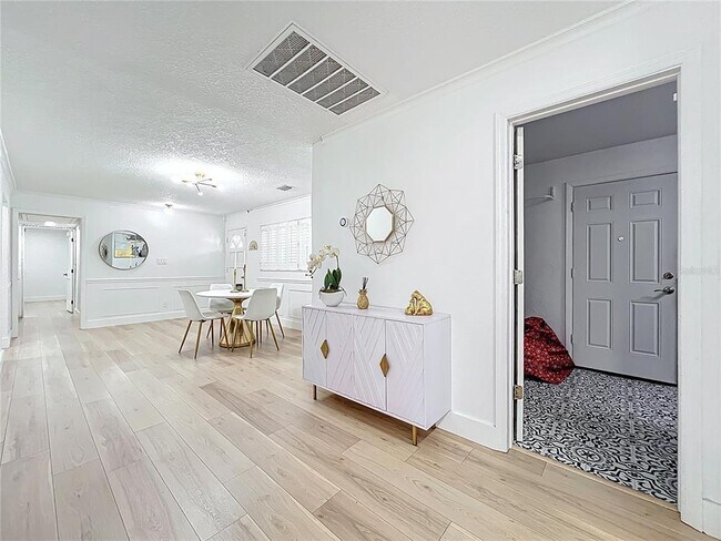 Building Photo - 4611 Cranston Pl