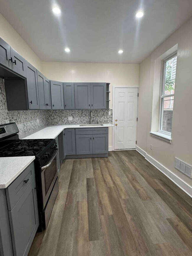 Foto del edificio - 1960 N Patton St