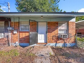 Building Photo - 4509 Ken Knight Dr N