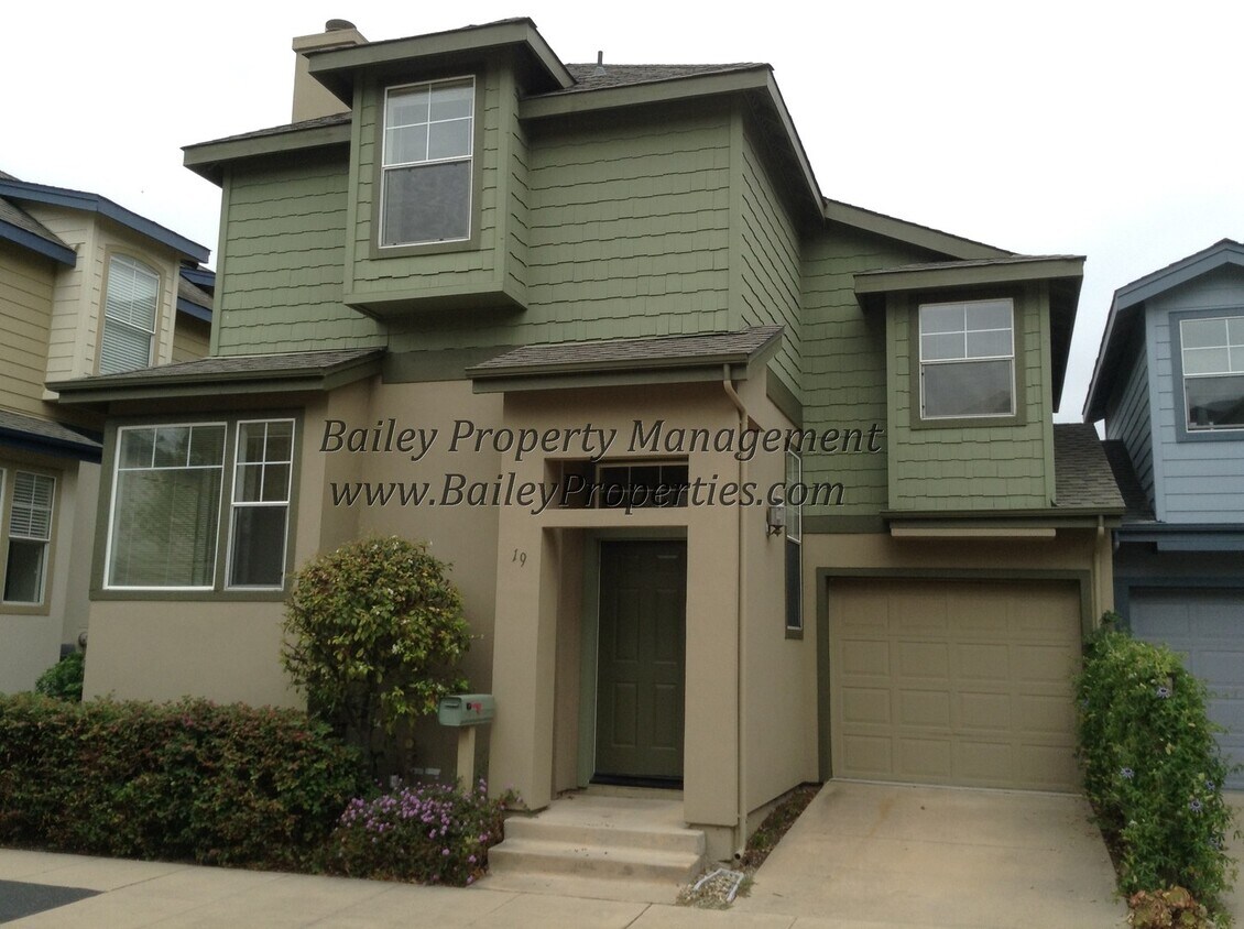 Primary Photo - Gorgeous Santa Cruz Home!!