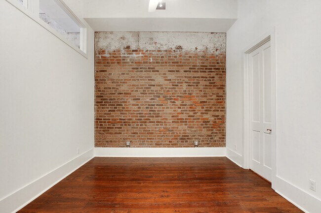 Foto del edificio - 204 Decatur St