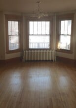 Building Photo - 305-307 N 8th Ave E