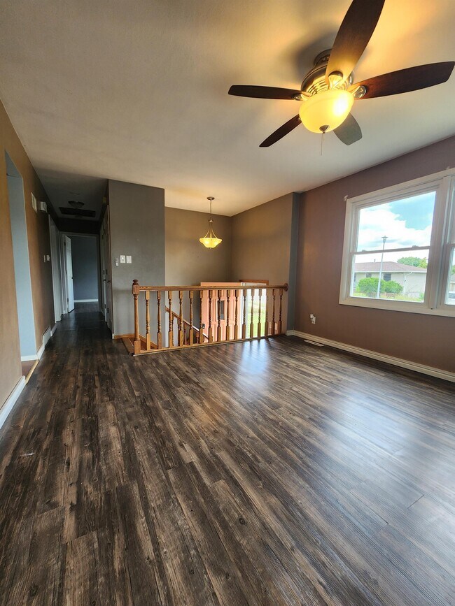 Building Photo - 2065 Ellen St