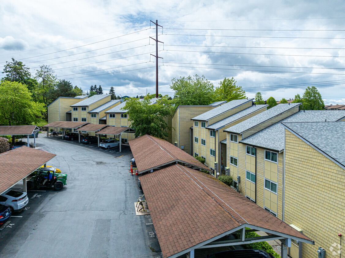 Foto del edificio - Rolling Hills Condominium