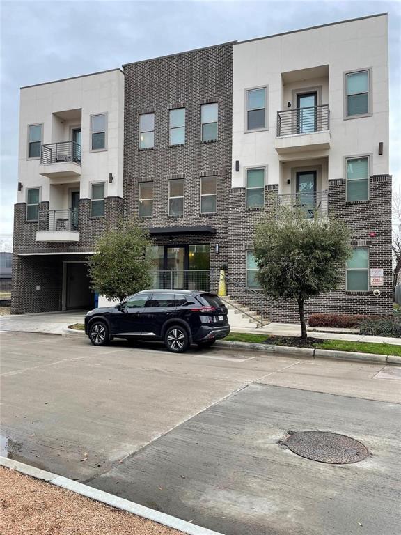 Foto principal - 2712 Wingate St