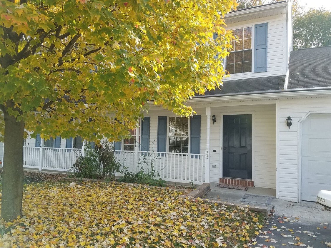 Foto principal - 33 Mill Pond Dr