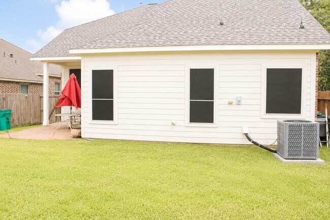 Foto del edificio - 2814 Silver Bend Ln