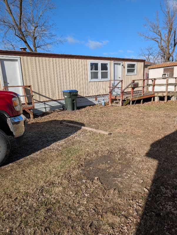 Building Photo - 1003 W Hildreth St