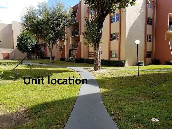 Photo - 13707 SW Kendale Lakes Cir Apartment
