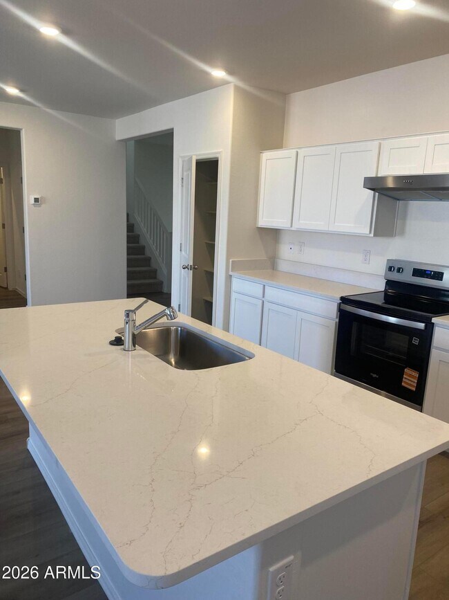 Foto del edificio - 17182 W Oberlin Way