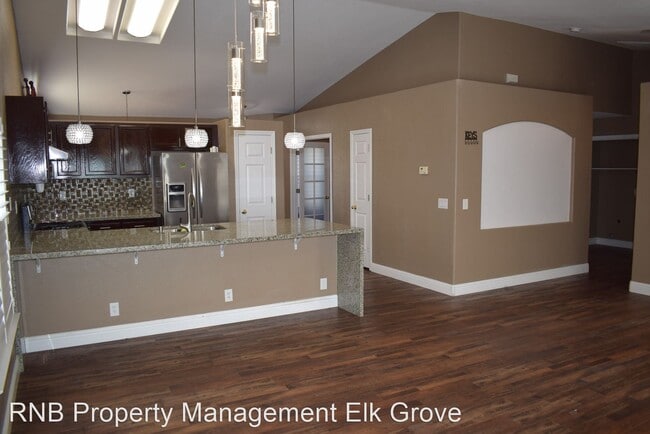 Building Photo - 3 br, 2 bath House - 8425 Winterberry Drive