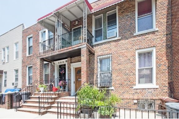 Foto principal - 601 18th St