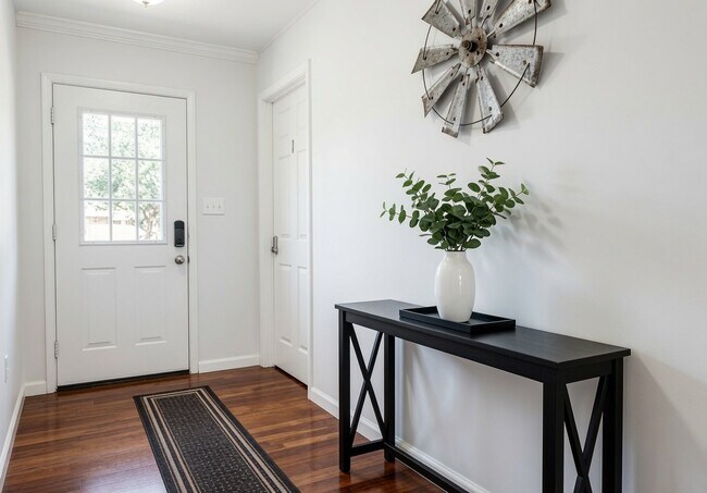 Foto del edificio - 3238 Amhurst Dr NW