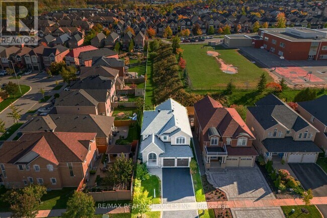 Photo du bâtiment - 71 Ivy Glen Dr