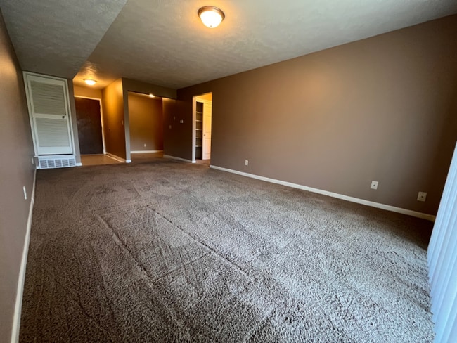 Building Photo - 7110 Van Dorn St