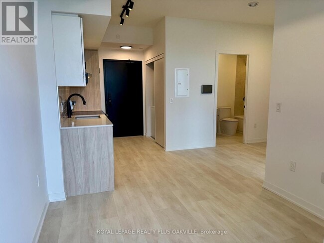 Building Photo - 4878 Powers Cmn