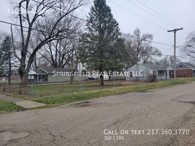 Building Photo - 1105 N Albany St