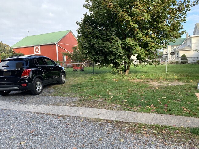 Building Photo - PRICE REDUCTION!! NEWLY RENOVATED!!