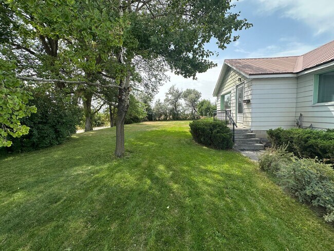 Foto del edificio - Super Cute 2 Bedroom, 1 Bathroom Country Home