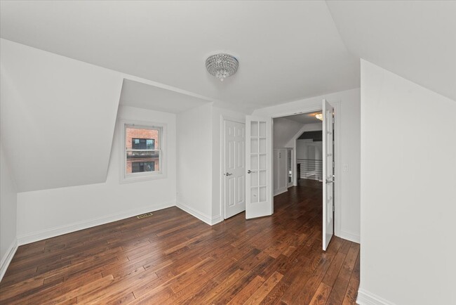 Foto del edificio - 1541 W Cortez St